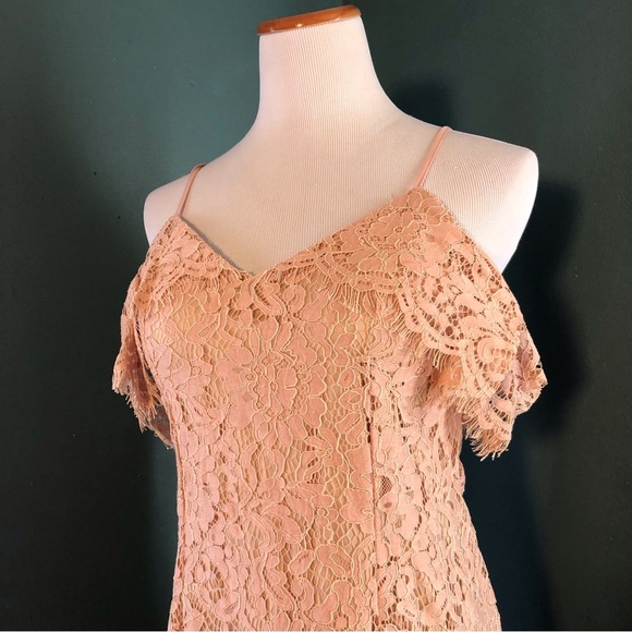 Jess lace open shoulder midi dress , pencil cut, nude by boohoo - Picture 4 of 6